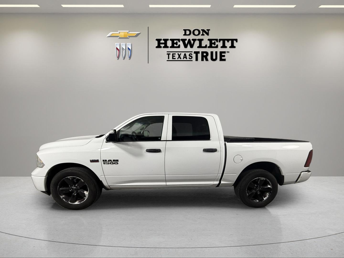 ram ram 1500 pickup 2018 1C6RR7KT1JS180695 image ram ram 1500 pickup 2018 1C6RR7KT1JS180695 image